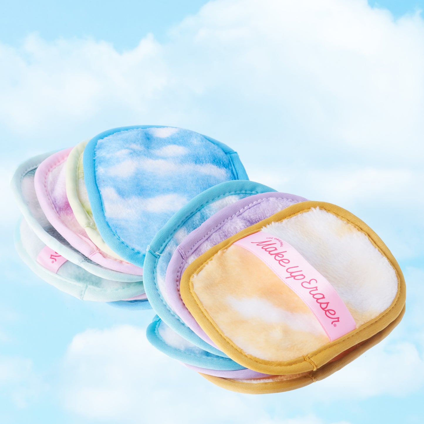 Cloud 9 7-Day MakeUp Eraser Set & Cosmetic Bag